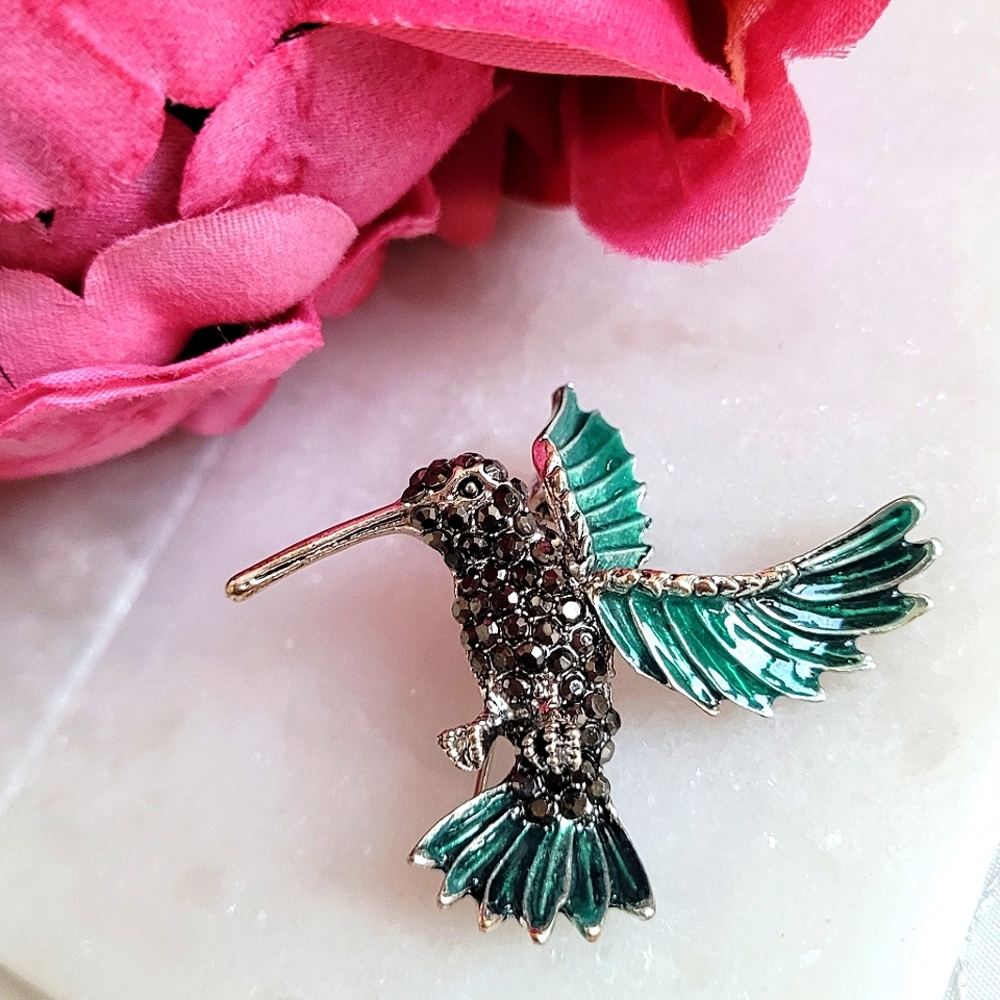 Green Hummingbird 3-D Brooch Pin NWT